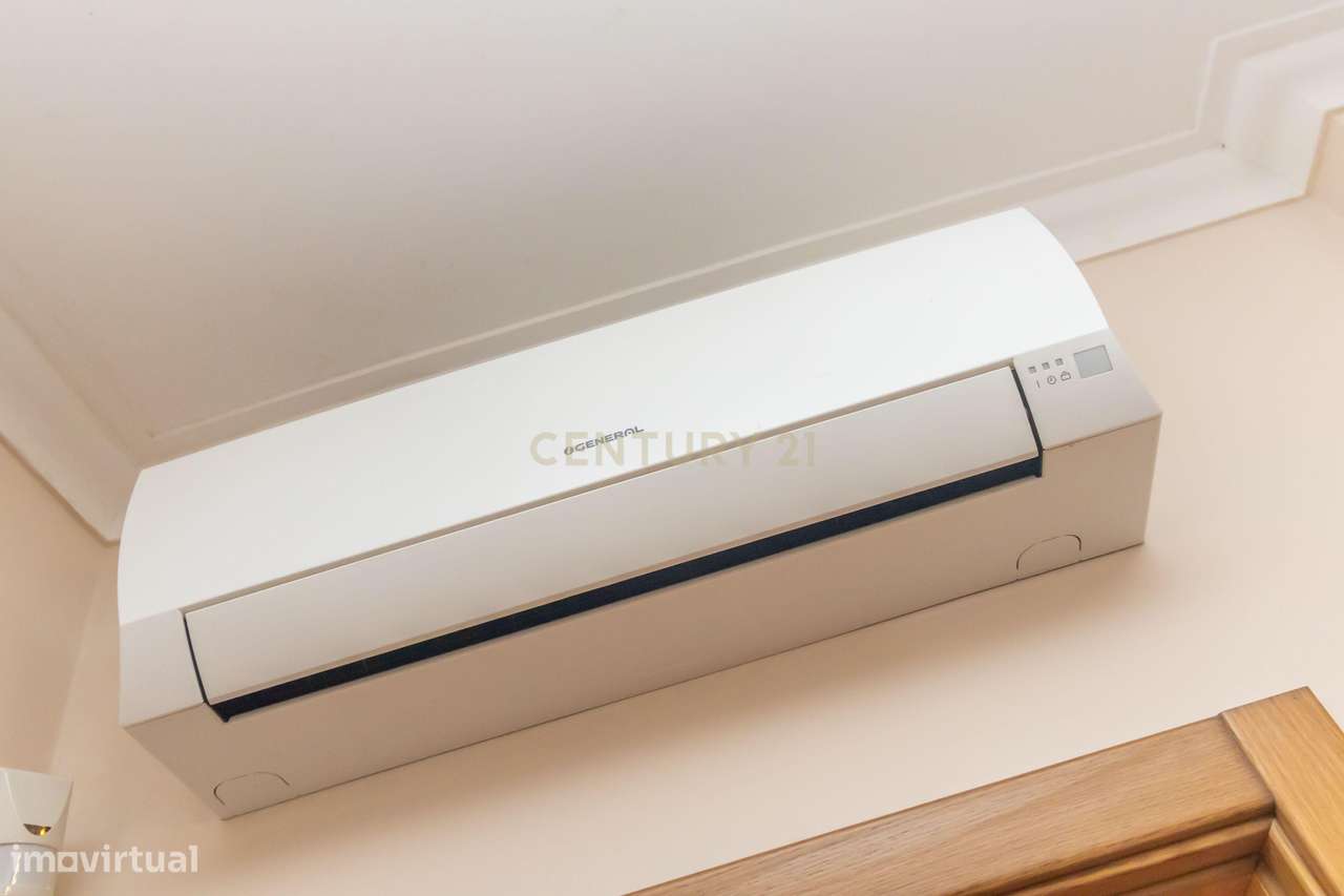 Moradia T4 Independente com garagem e jardim em Setúbal-20