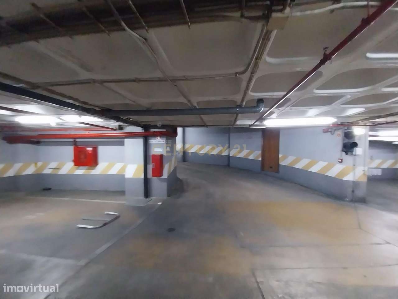 Garagem em Lisboa - Oportunidade Única por 44.000€ - Grande imagem: 4/26