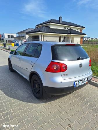 Volkswagen Golf V 1.9 TDI Trendline - 6