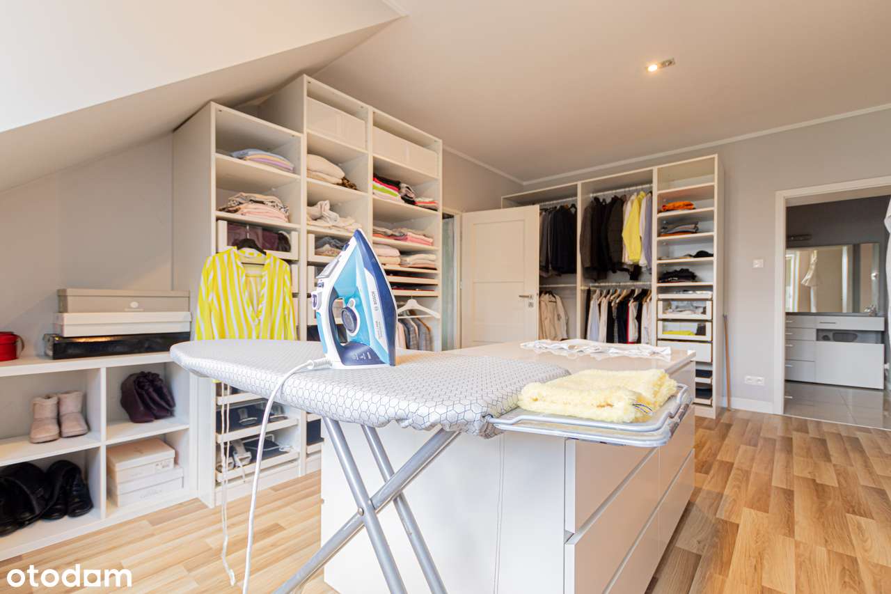 Willa z Duszą i Potencjałem w Łomiankach – 1000 m² luksusu-11