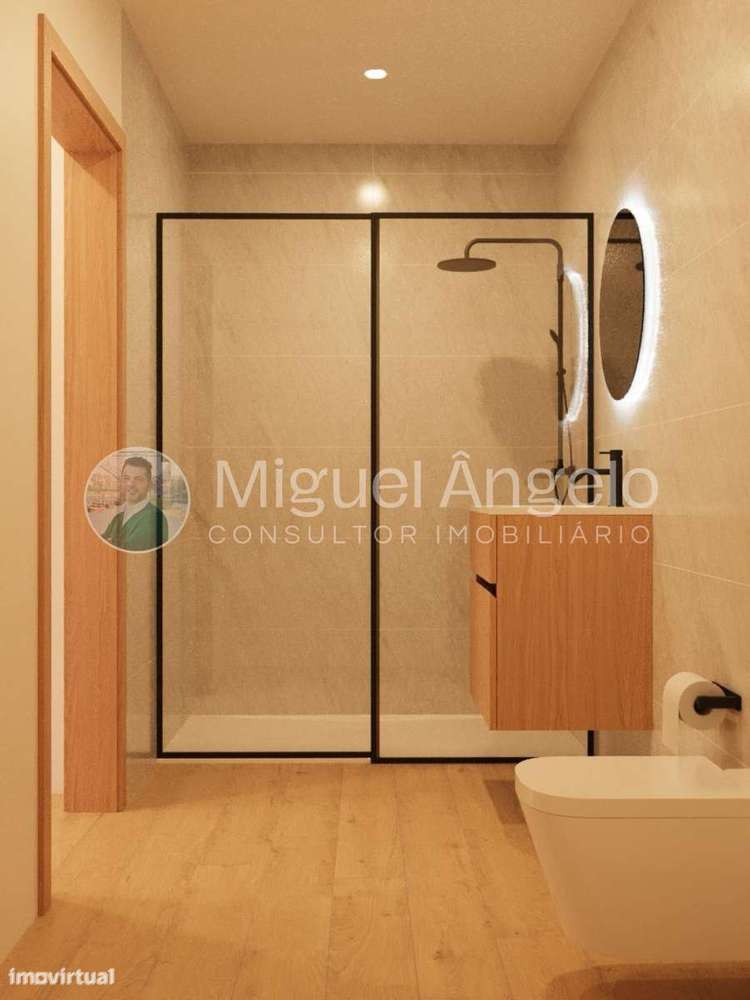 T3 com suíte e varanda no Egas Moniz III — acabamentos premium-7