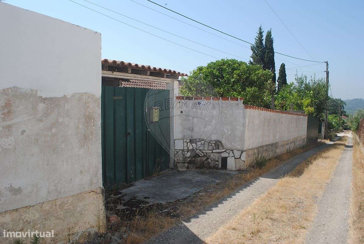 Moradia T3 para venda - Grande imagem: 2/23