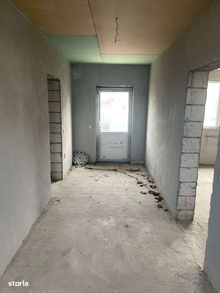 Casa de vanzare, Poroschia, in constructie avansata-5