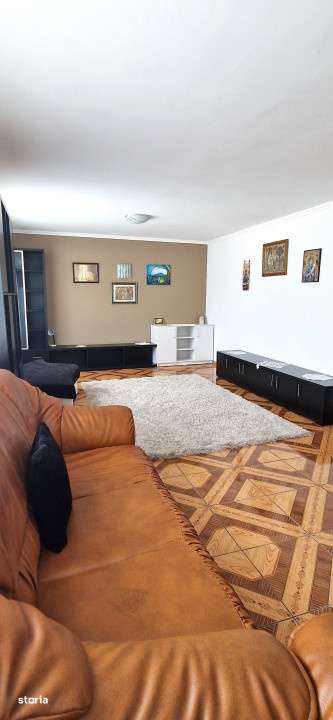 De vanzare casa in Popesti Leordeni cu panouri solare si teren 580mp - Imagine principală: 2/19