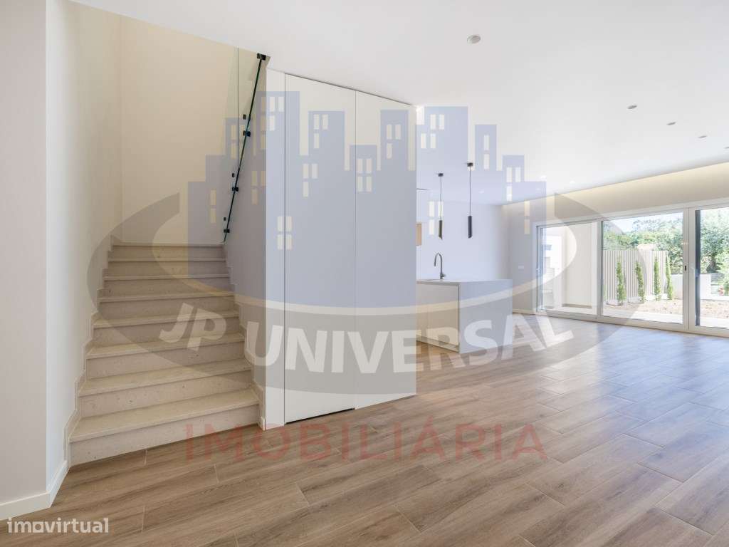 Vende-se Moradia T3 Exclusiva , Garagem, Jardim e Acabamentos de Luxo-16