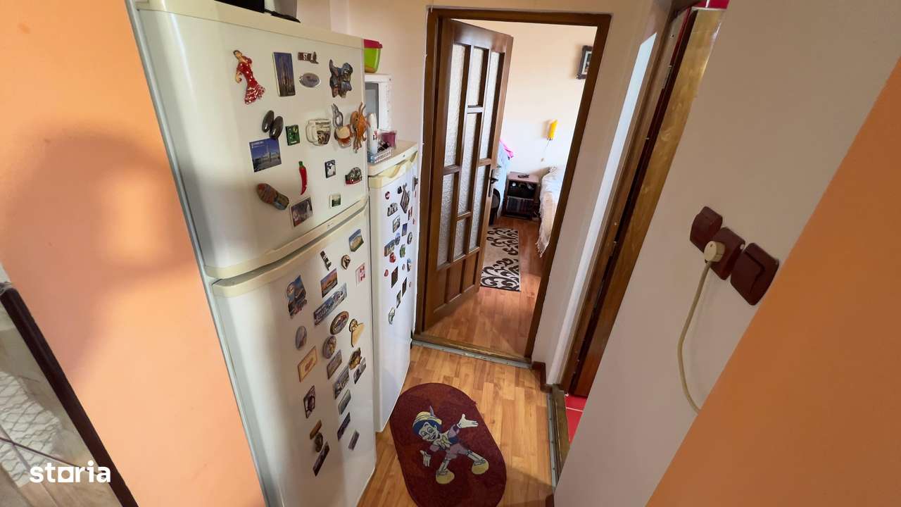 Apartament zona centrala - piata Petrosani-7