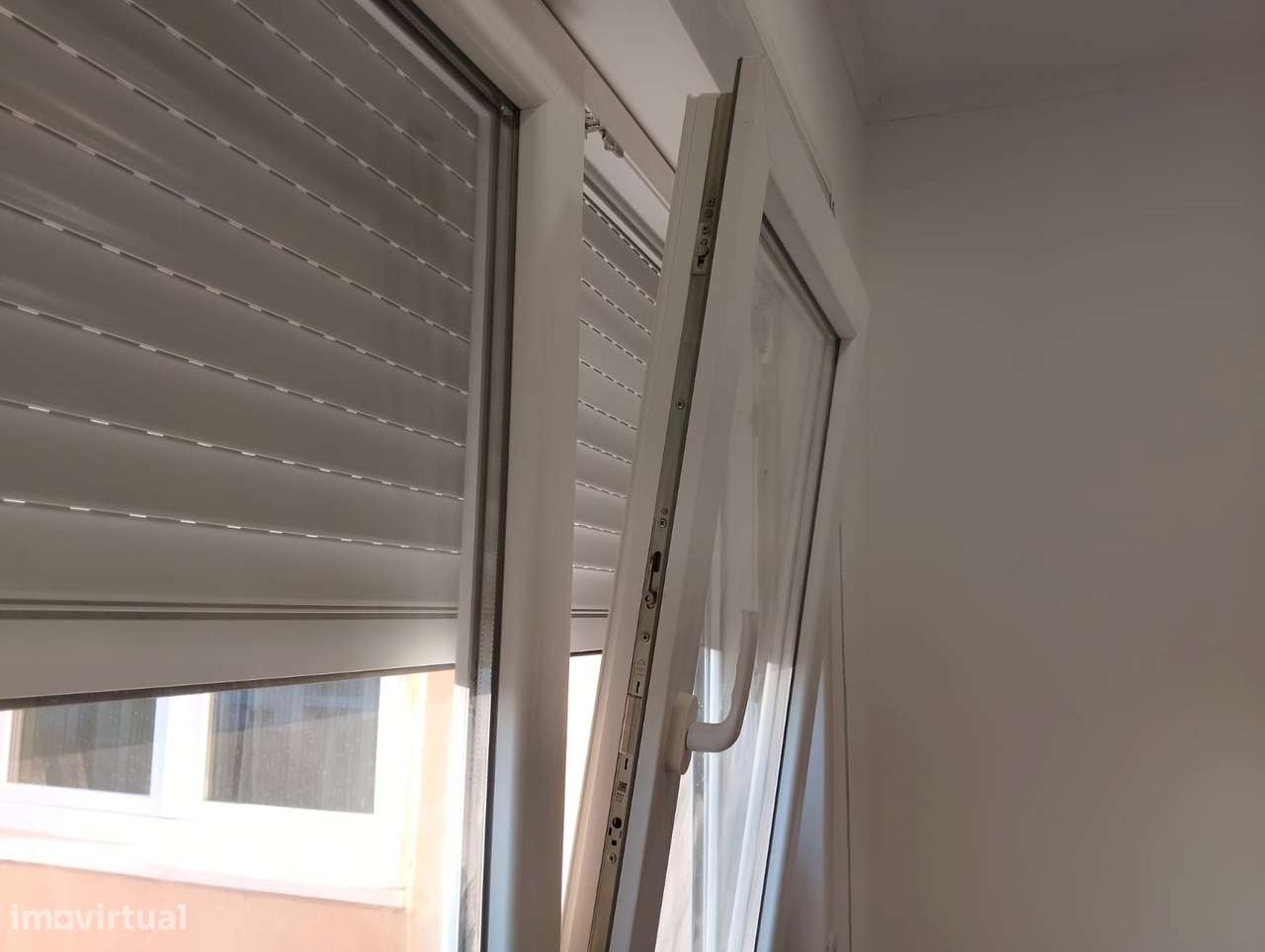 Apartamento T3 Totalmente Remodelado-16