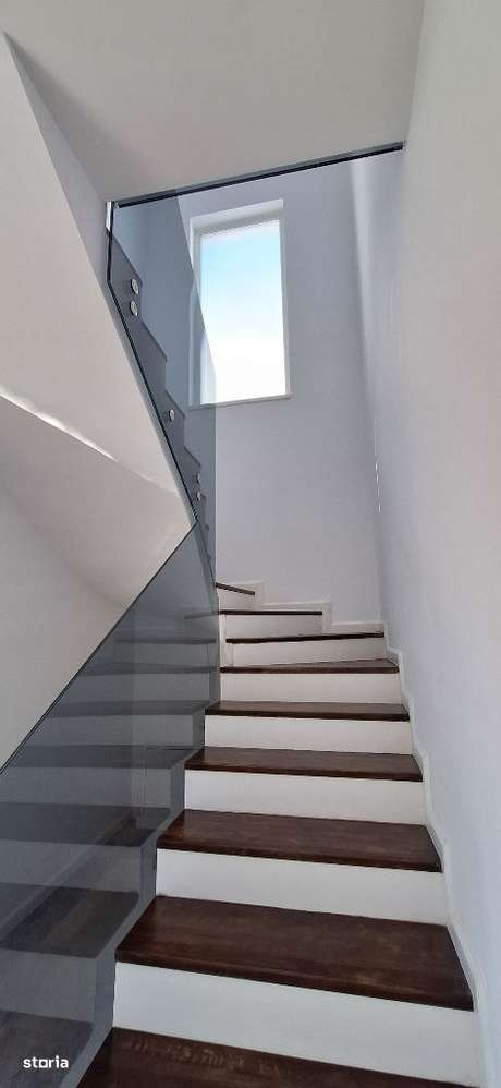 Casa de vanzare in zona Voluntari-7