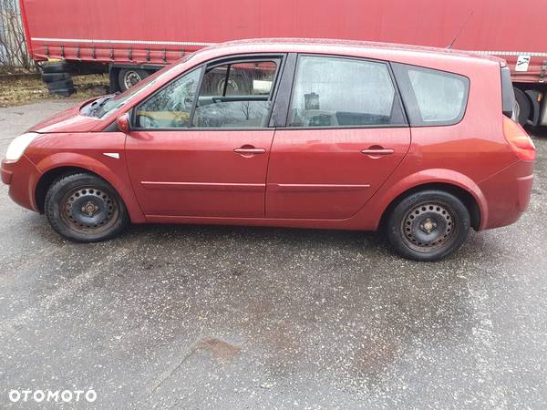 Renault Grand Scenic - 4