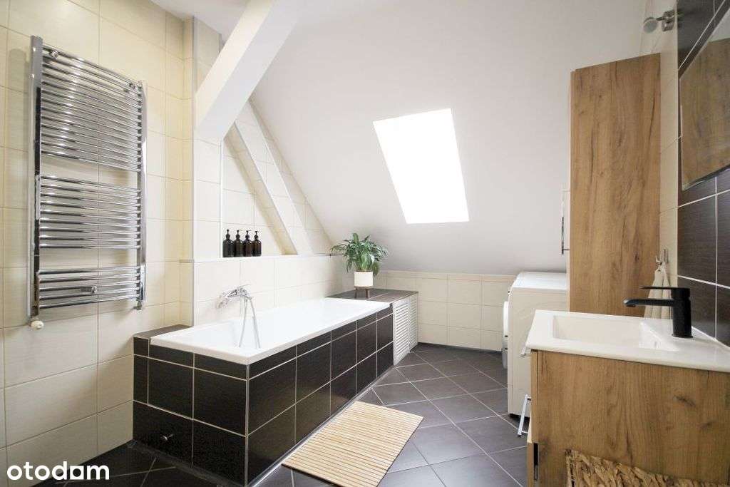 Wspaniałe i przestronne mieszkanie w kamienicy-19