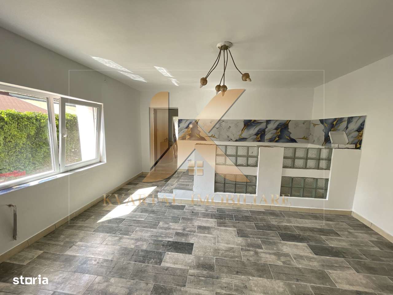 Casa individuală renovată 2 camere, 300mp teren. Zona Aradul Nou! - Imagine principală: 3/10