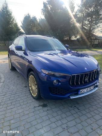 Maserati Levante - 4