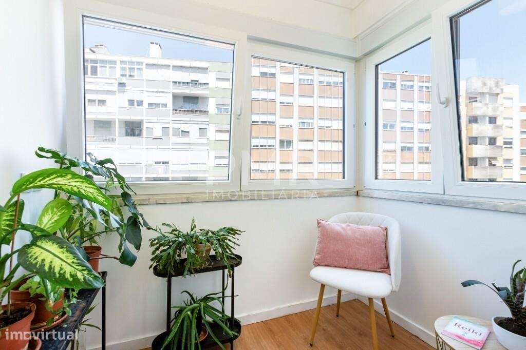 Apartamento T3 em Benfica-7