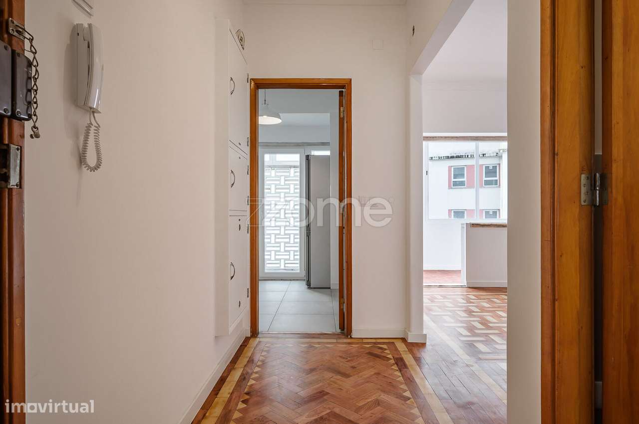 Apartamento T2 para arrendamento, totalmente renovado - Grande imagem: 4/27