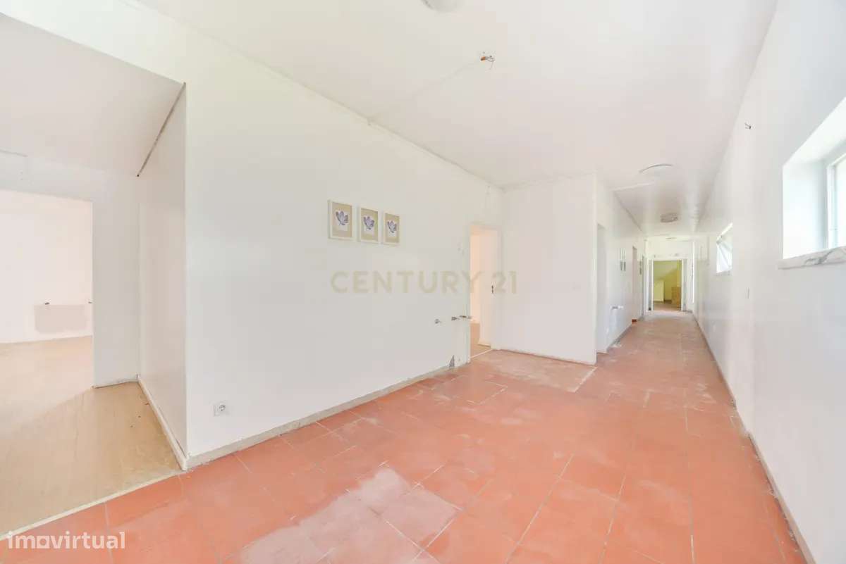 Quinta/Moradia na Póvoa de Santa Iria em Lote 2300m2-21