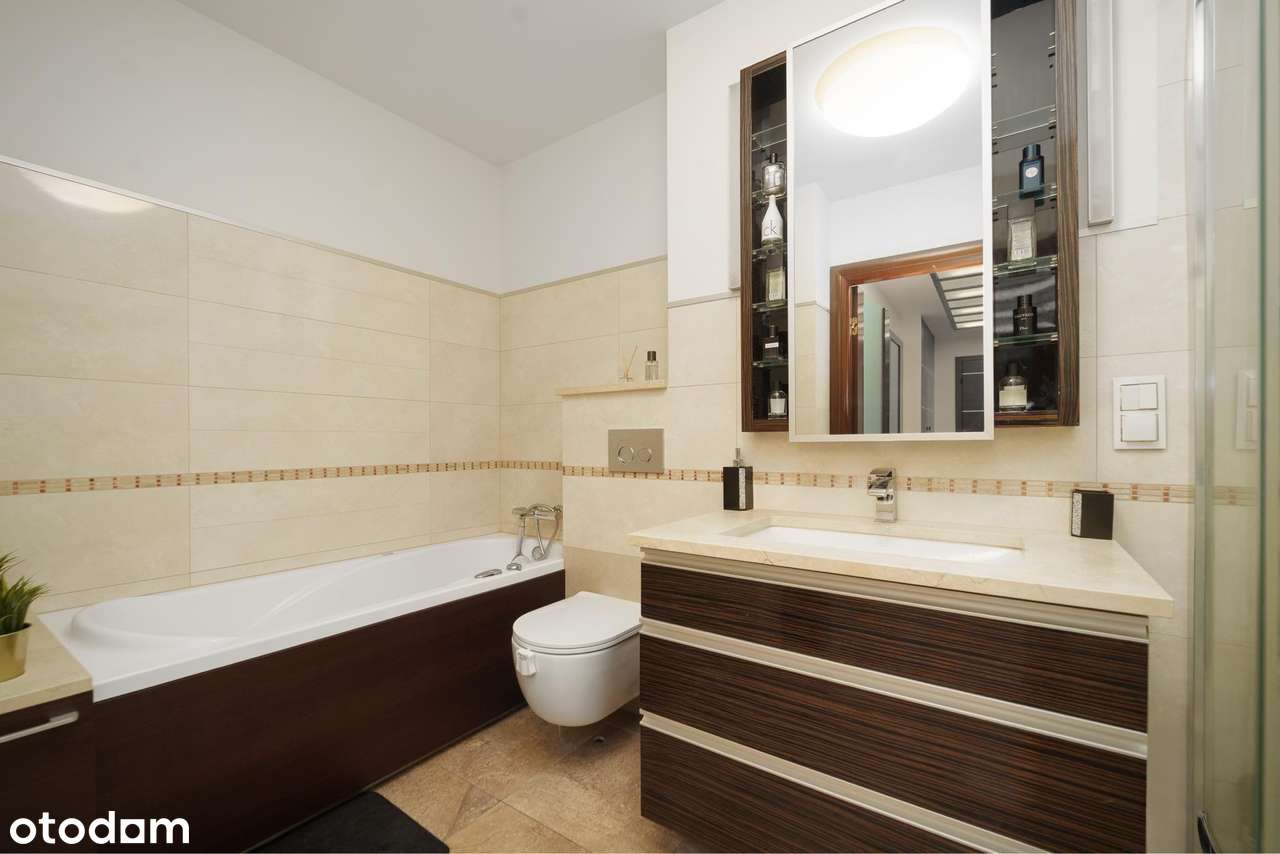 Przestronne mieszkanie z klimatyzacją i funkcjonalnym rozkładem-8