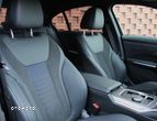 BMW Seria 3 320d M Sport - 6