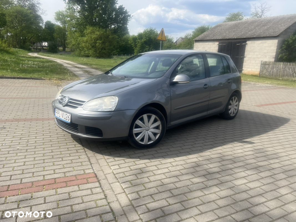 Volkswagen Golf V 1.9 TDI Comfortline - 2