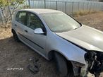 Dezmembrez Volkswagen golf 5 - 2