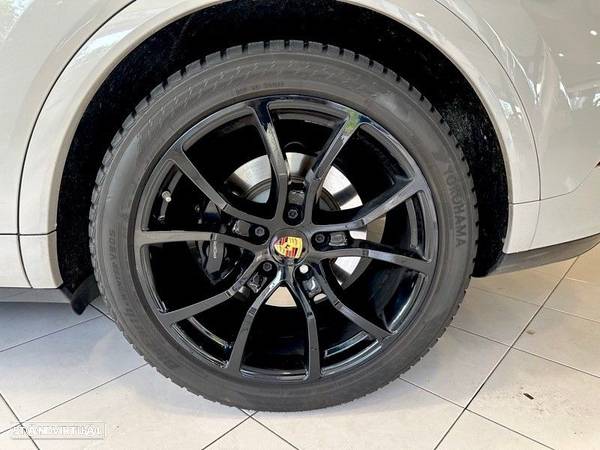 Porsche Cayenne E-Hybrid Platinum Edition - 19