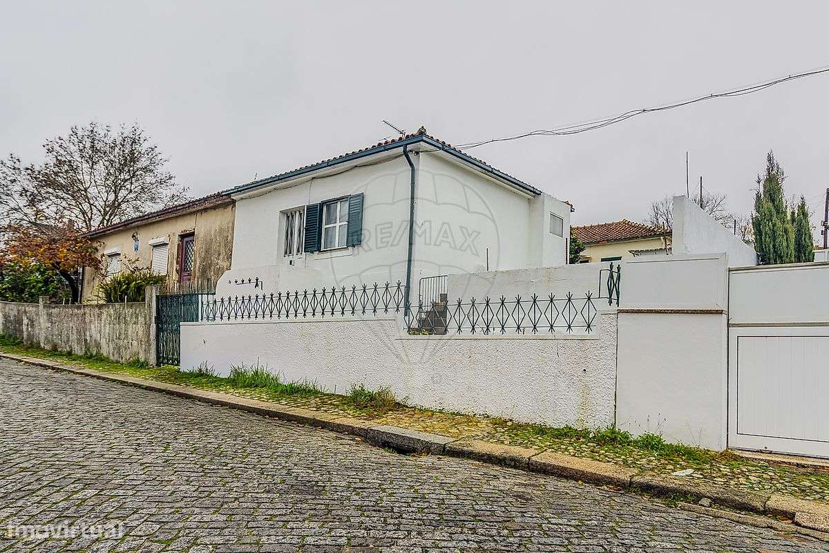 Moradia T1 para arrendamento - Grande imagem: 1/16