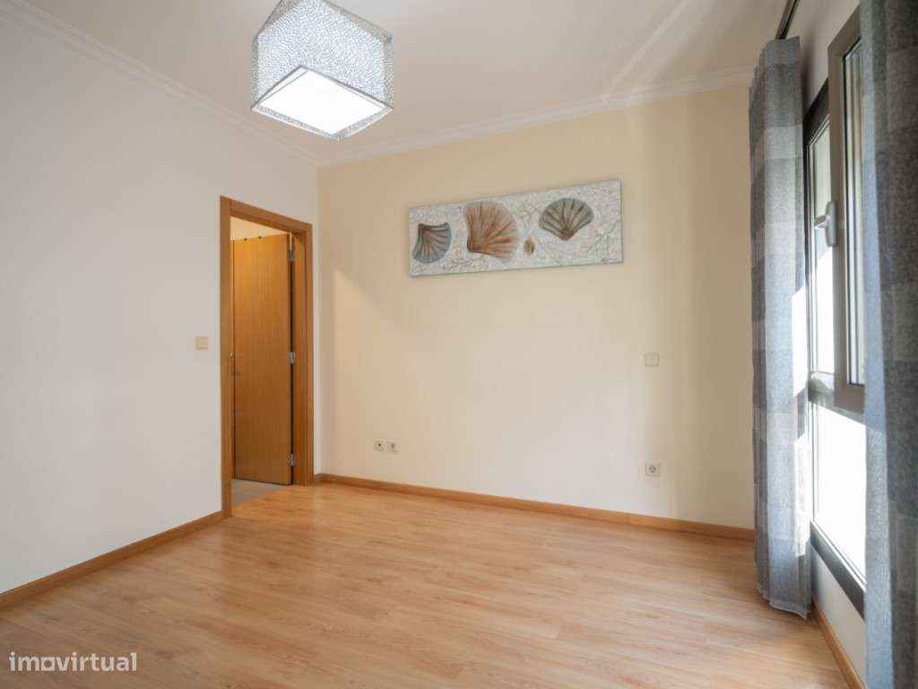 Apartamento T3 de excelentes àreas numa zona residencial calma da N...-30