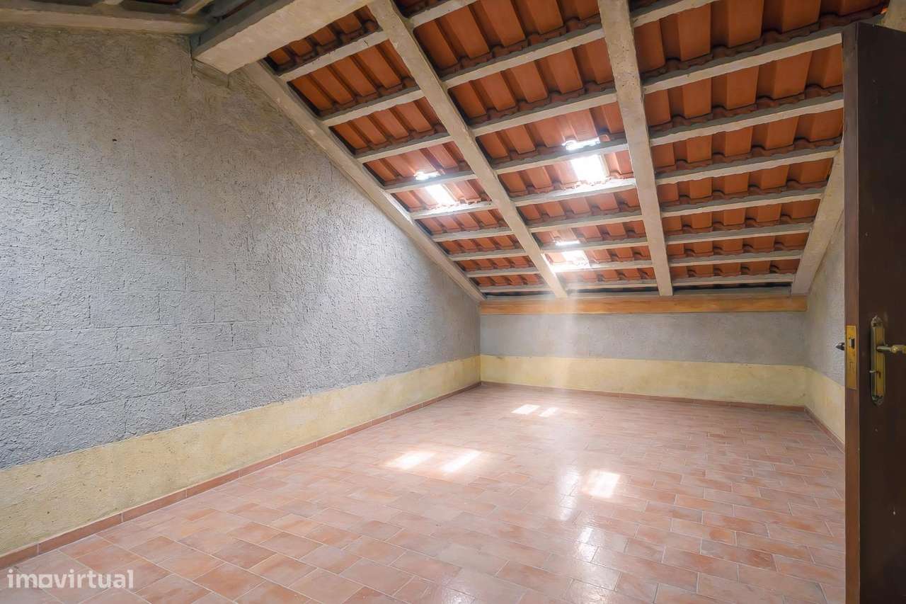 Moradia T8 na Póvoa do Varzim | Oportunidade de Investimento com...-26