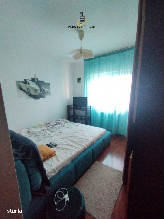 Apartament 3 camere decomandat ideal investitie Pacurari-Petru Poni