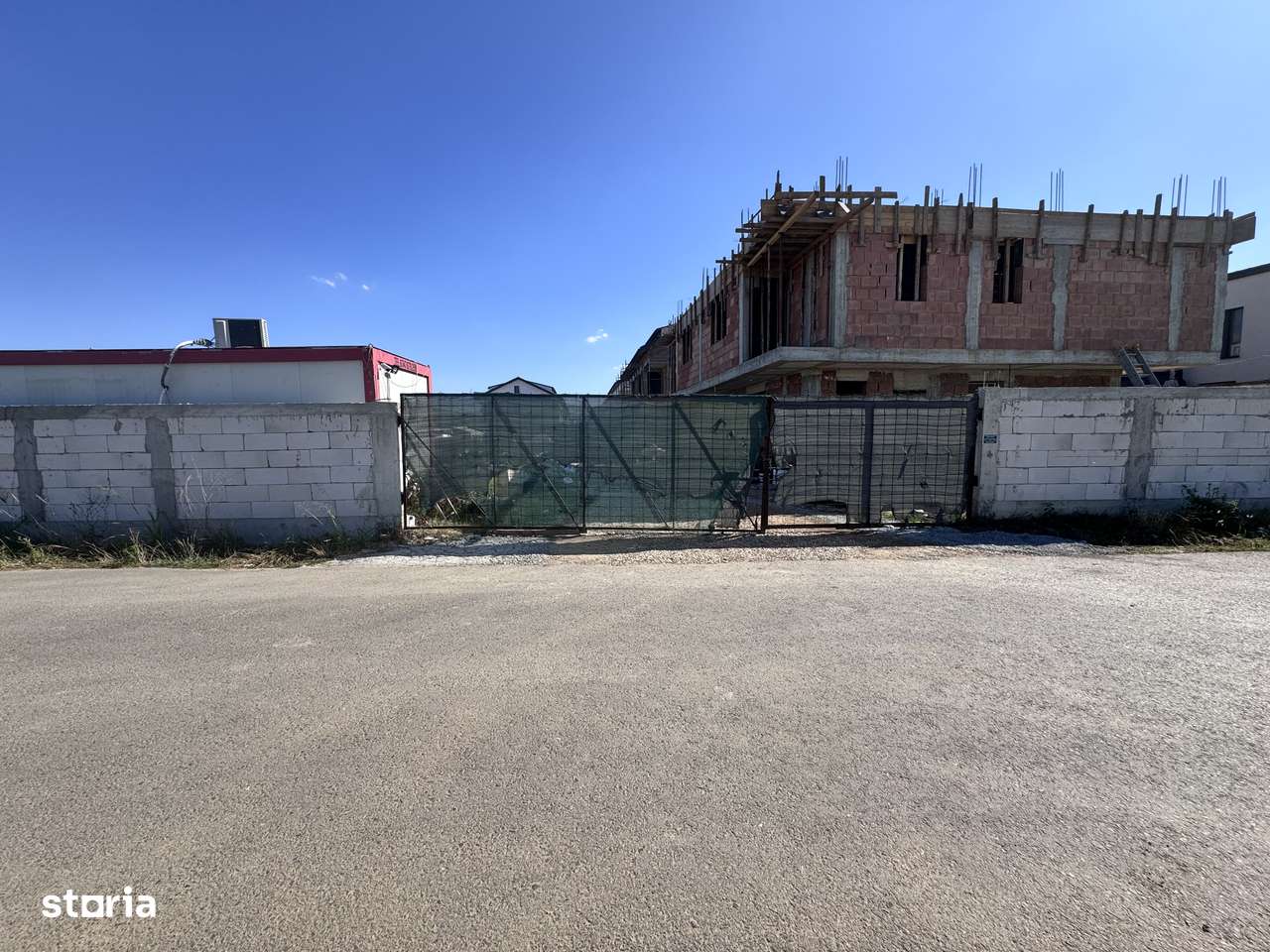 Complex nou 5 case P+1+M.5 cam.Util 175mp.Teren 253mp - Imagine principală: 4/20