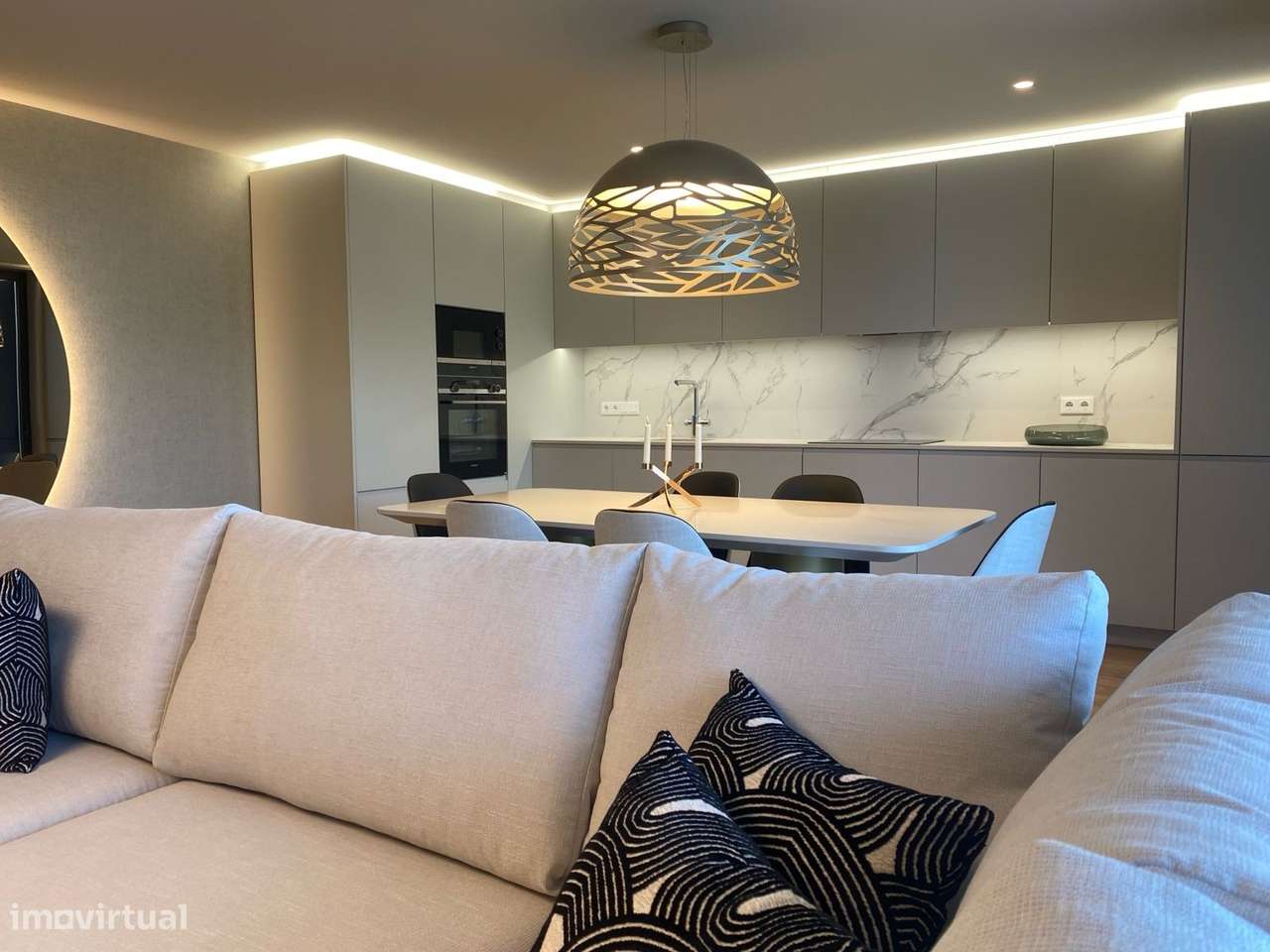 T2 Fantástico no The Next Yard, com Varanda e Vistas Deslumbrantes, no - Grande imagem: 5/17