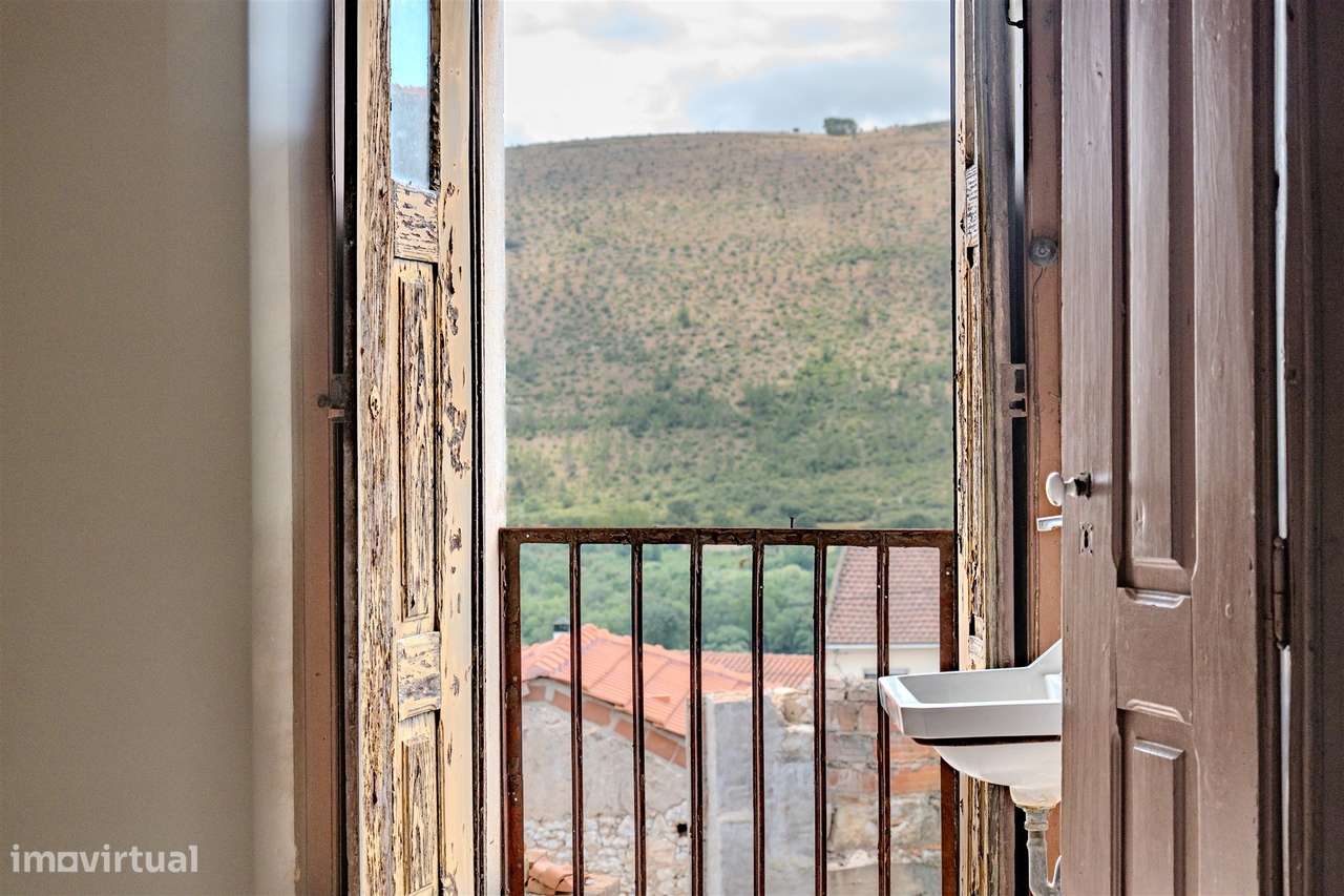 Duas moradias por 115.000 € em Mira de Aire-21