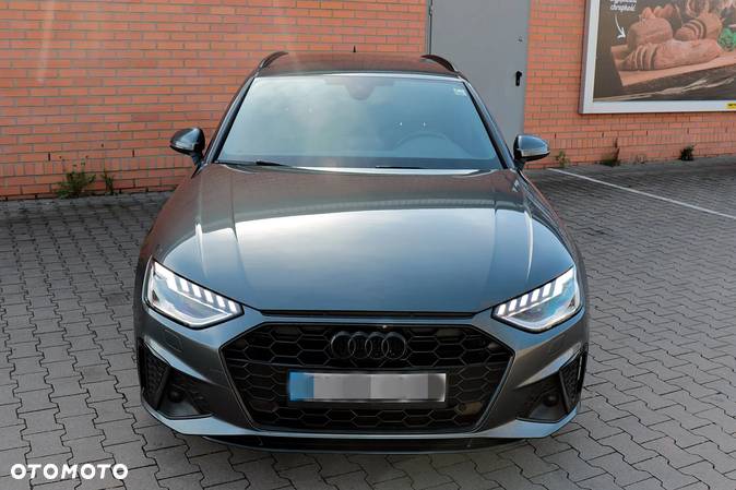 Audi A4 Avant 40 TDI S tronic S line - 9