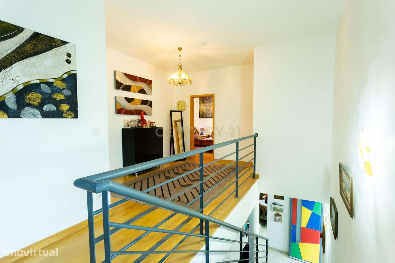 Moradia com Piscina e Jardim - Quinta do Anjo/Palmela-33