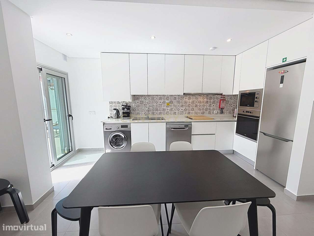 Apartamento T2 em Nazaré, Leiria - Oportunidade Única!-13
