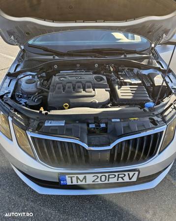 Skoda Octavia Combi Diesel 1.6 TDI DSG Ambition - 7