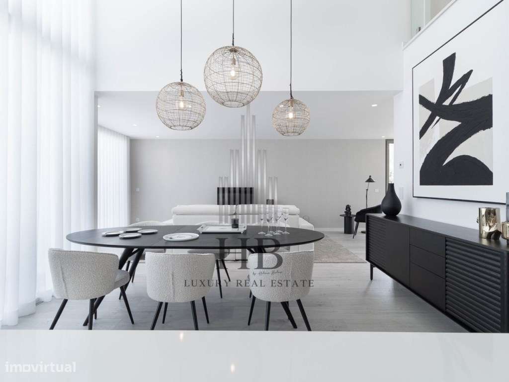 Moradia T3 de Luxo NOVA com Jardim e Piscina | Gouveia | Sintra - Grande imagem: 4/34