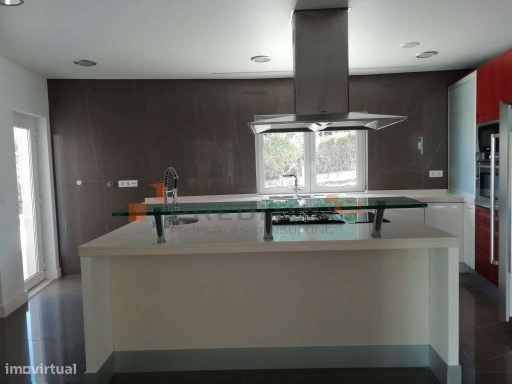 MORADIA T 4 BELAS CLUBE DE CAMPO, SINTRA, LISBOA - Grande imagem: 5/32