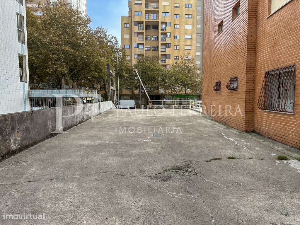 Apartamento T1+1 no centro próximo da praia-6