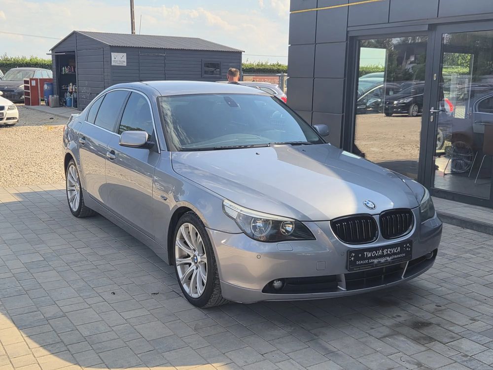 BMW 5 Series E60/E61 2003