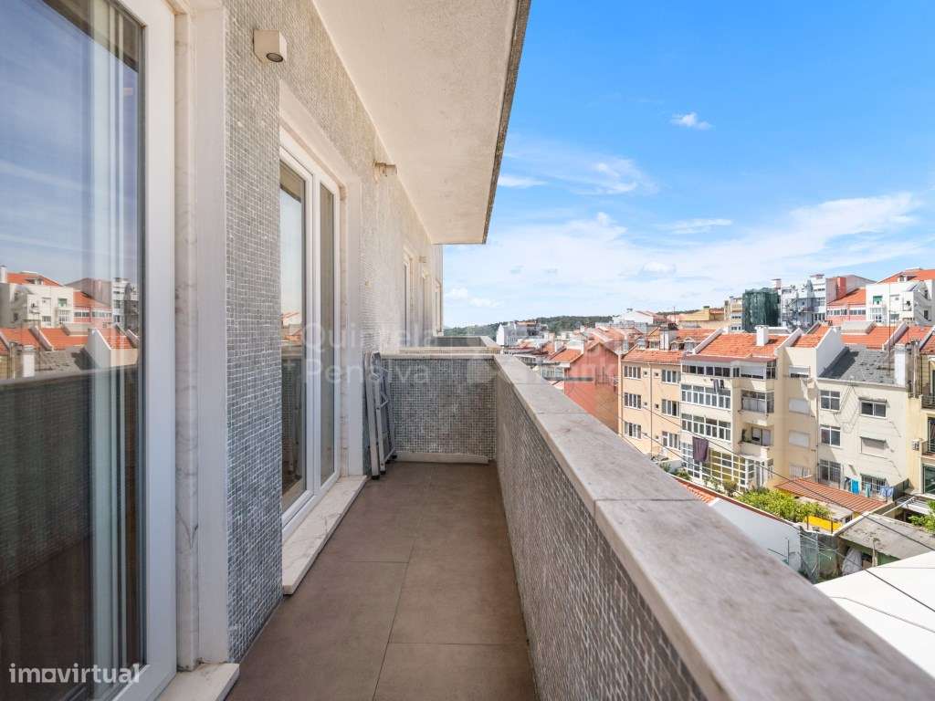 Penthouse T3 Duplex com Terraço | Próximo das Amoreiras-31
