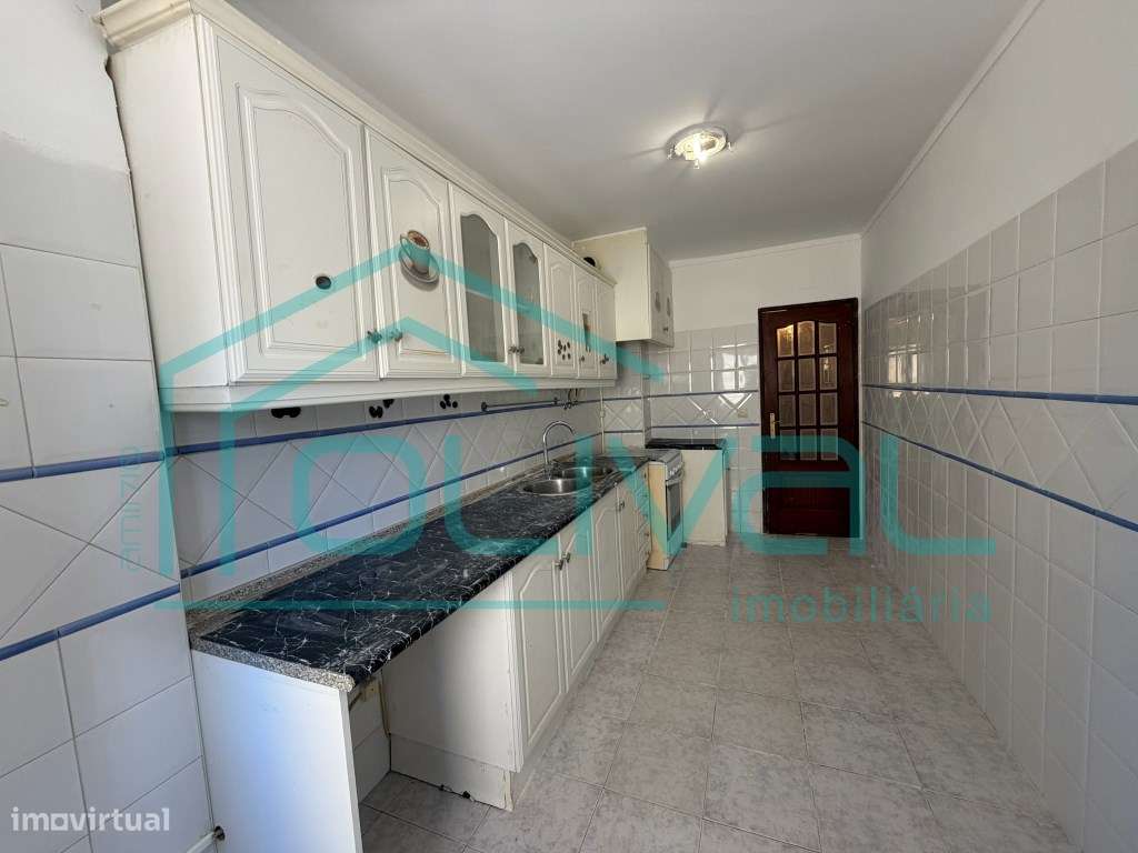 Apartamento T2 1º ANDAR-4