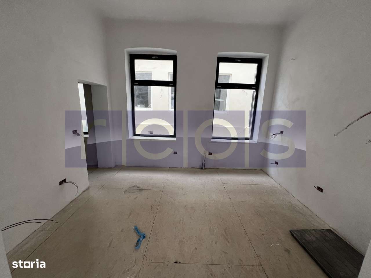 IMOBIL MIXT | ROSETTI | 500 MP | RENOVAT | 2 CORPURI + SUBSOL + CURTI - Imagine principală: 5/12