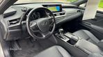 Lexus ES 300h Special Edition - 9