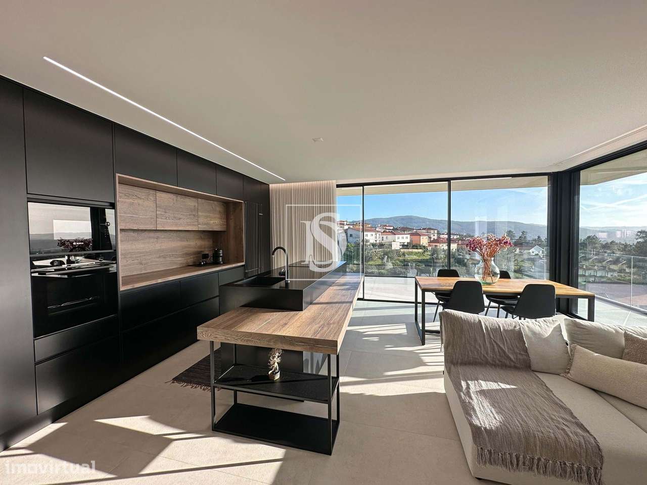 Moradia V4 nova  com vistas panorâmicas - Grande imagem: 1/17