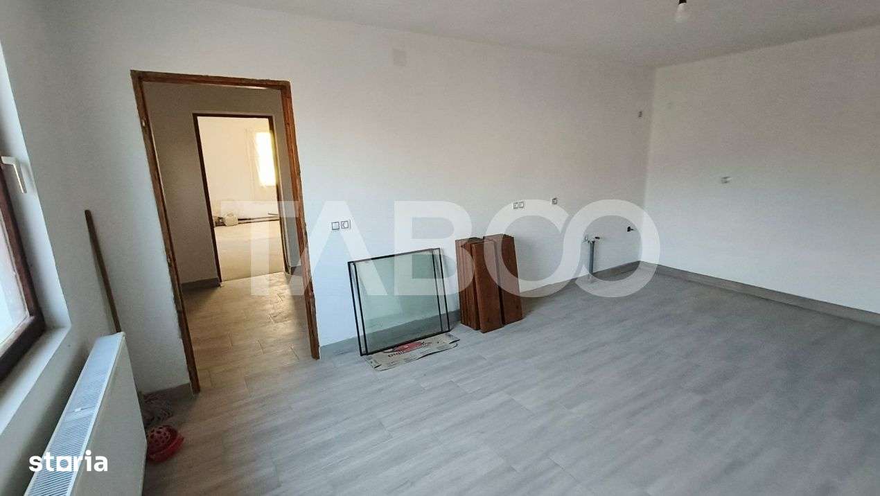 Microferma cu locuinta de vanzare in Pianu de sus - Imagine principală: 3/16