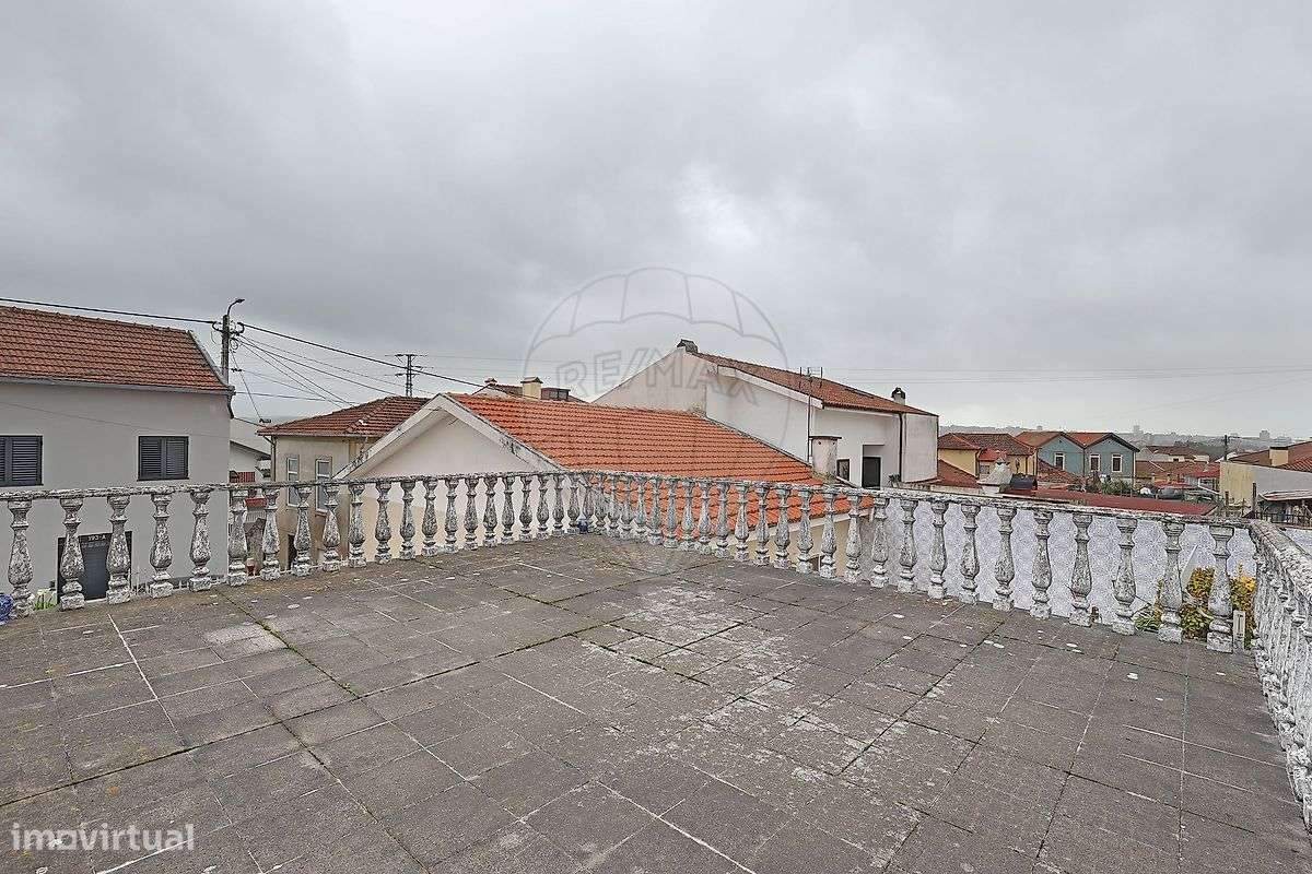 Moradia T3 para venda-7