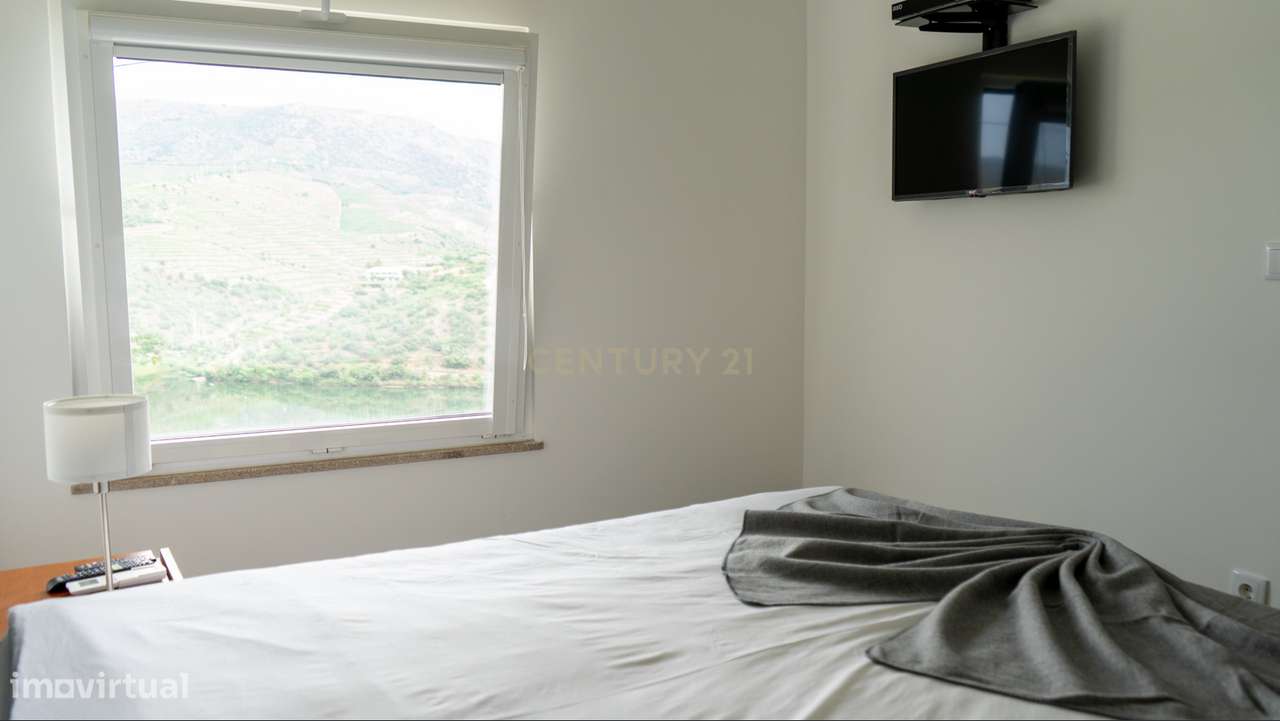 Moradia Renovada em Arnozelo, Vila Nova de Foz Côa - Grande imagem: 4/13