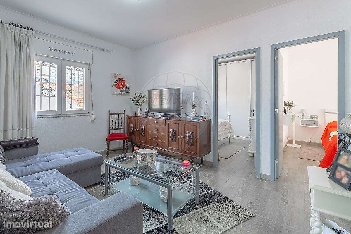 Moradia T2 para venda - Grande imagem: 1/21