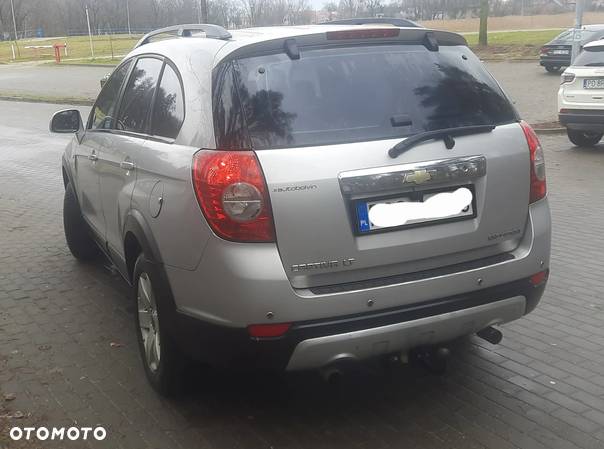 Chevrolet Captiva 2.0 4WD 7 Sitzer Automatik LT Exclusive - 8