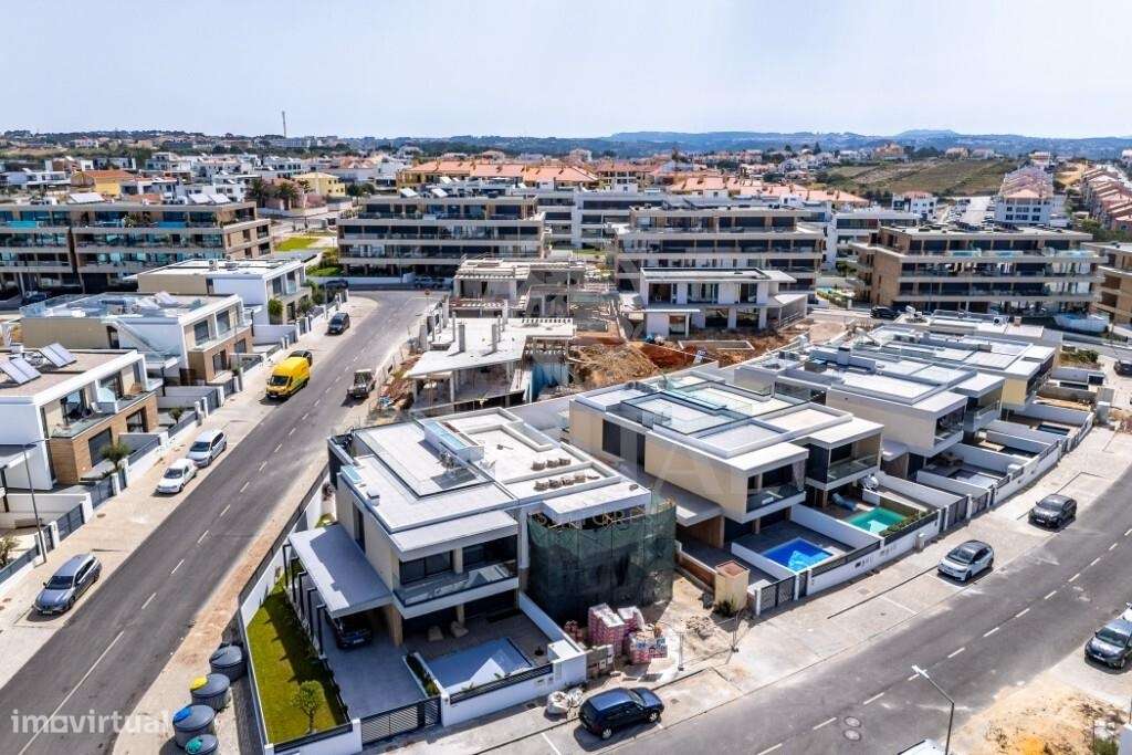 Moradia T4 de Luxo com Vista Mar: O Seu Refúgio Na Ericeira!-8